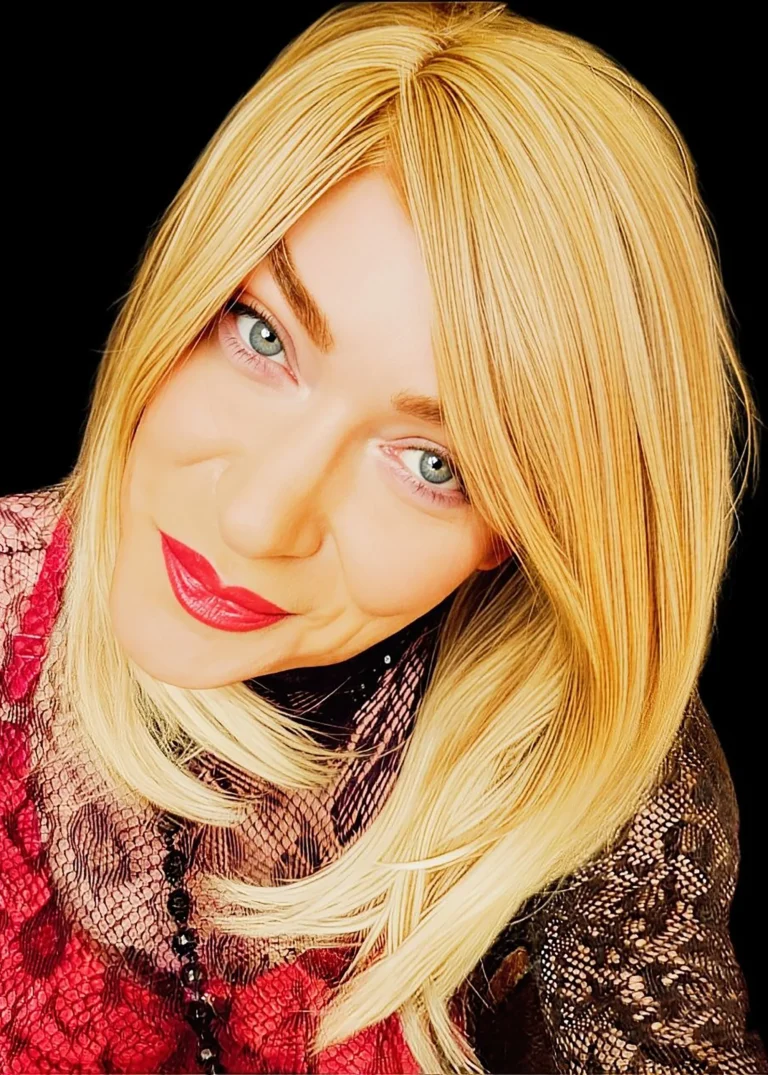 © Cataleen Glasgow TV Escort (28th Apr 2026)