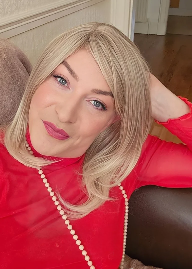 © Cataleen Glasgow TV Escort (13th Oct 2026)