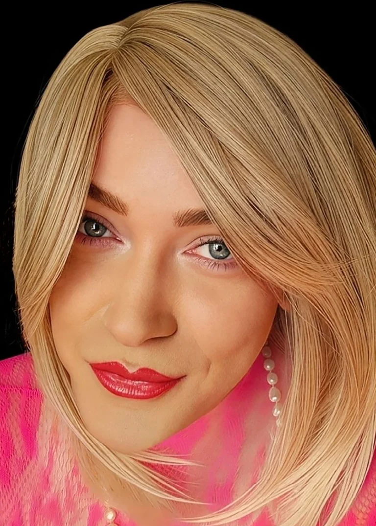 © Cataleen Glasgow TV Escort (28th Apr 2026)