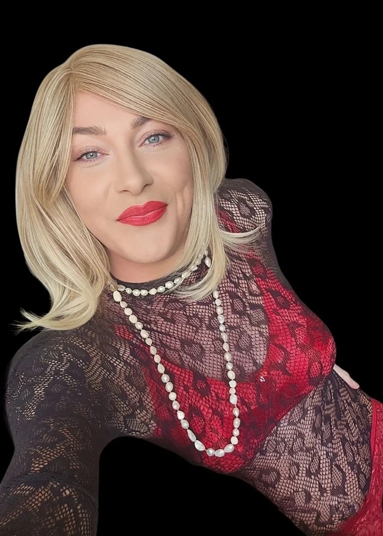 © Cataleen Glasgow TV Escort (8th July 2026)